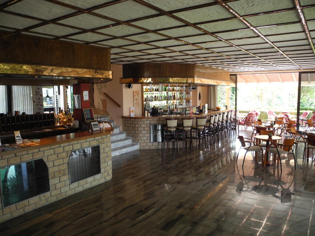 Pegasus Hotel Рода Екстериор снимка
