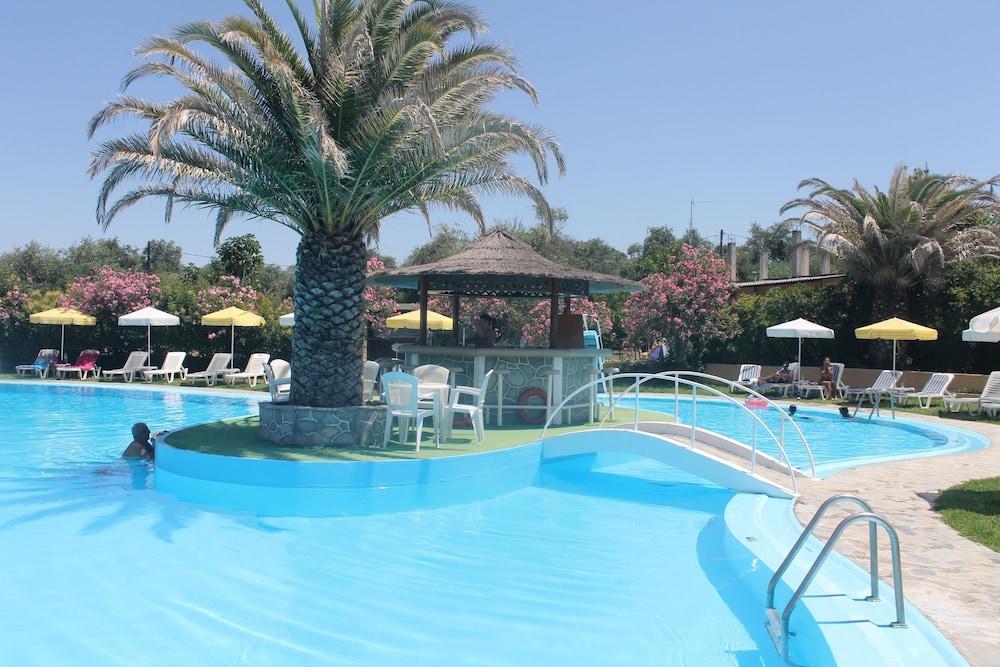 Pegasus Hotel Рода Екстериор снимка