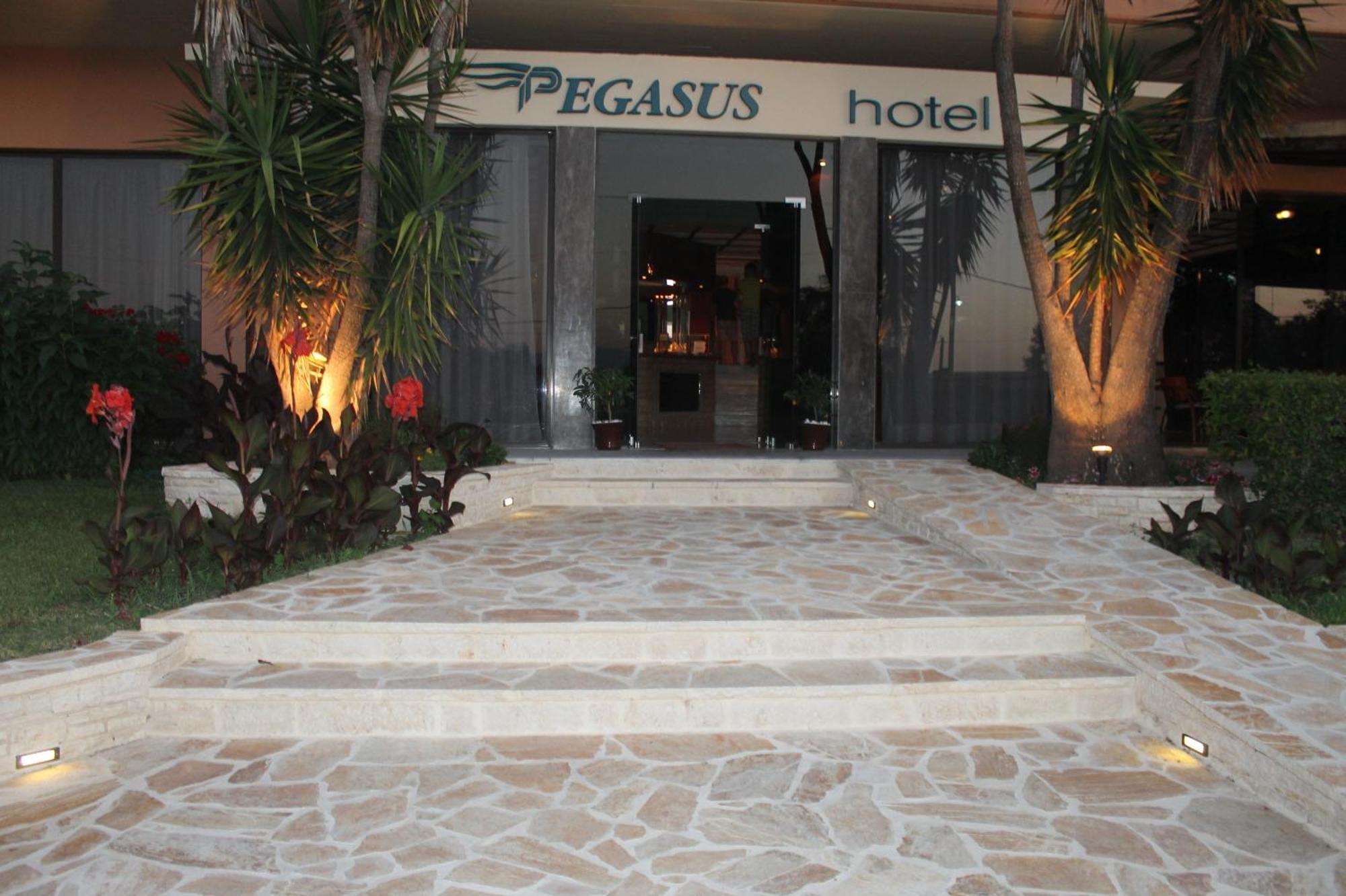 Pegasus Hotel Рода Екстериор снимка