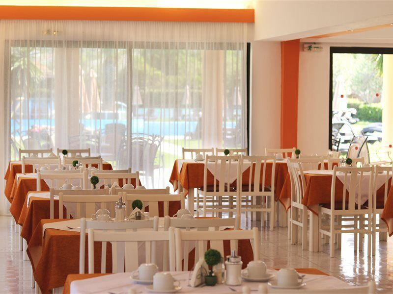 Pegasus Hotel Рода Екстериор снимка