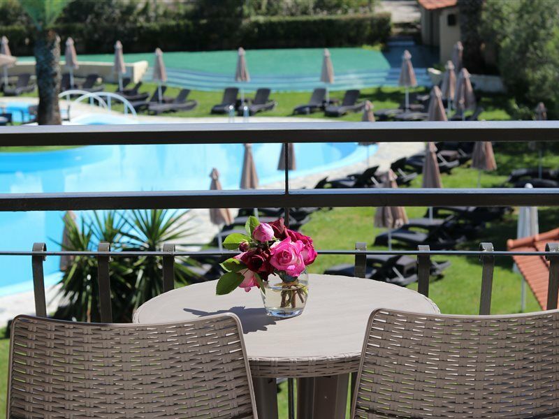 Pegasus Hotel Рода Екстериор снимка